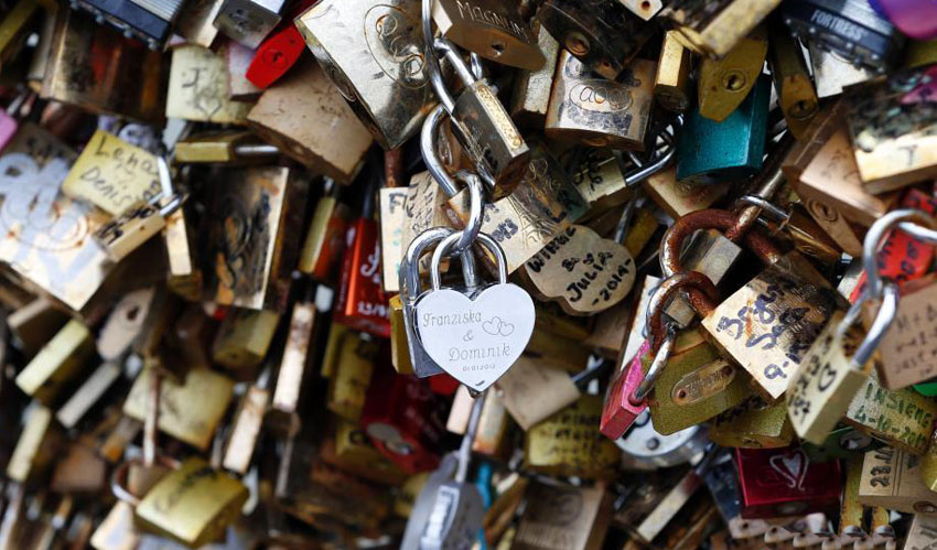 ?????? ??? ?? ??? ?????? ?????? ???? 700 ??? ???? ?? "????? ????"