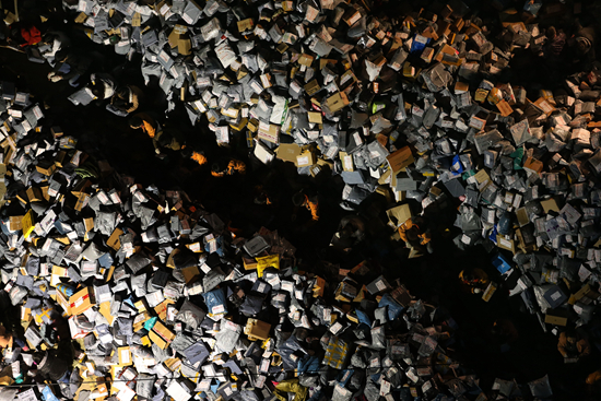 ???? ?????? ??????? ??????? ??????? ??????? ??????? ???? ?????? ??? ??????? ???????????. ?????? ??????? ?? 15 ?????? ??????? ???? ????? ?????? ?????? ?????? ?? ?????? ?????? ???? ??????? ?? "???" ?? ?????? ????????. 