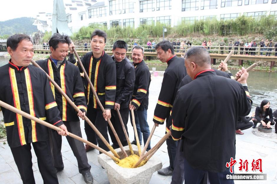 ??? 33 ??? ????  ??????? ????? ?? ?????? ????? ??????? ?"??? ???????"