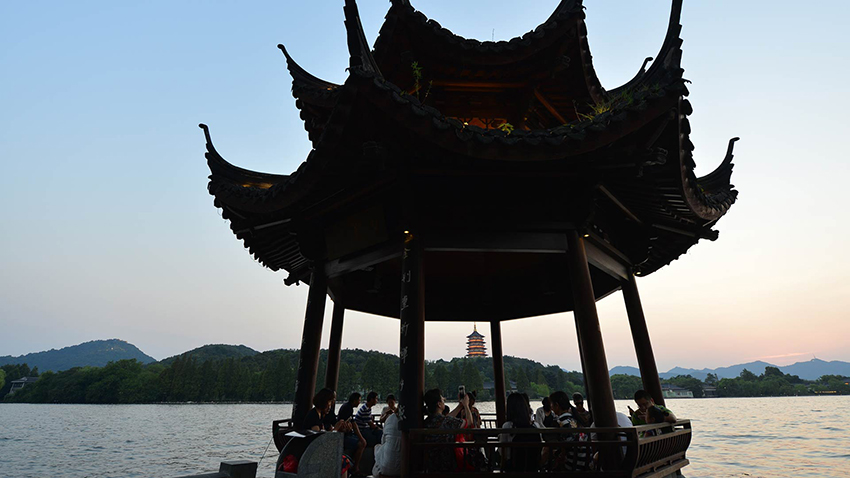 ??????? ??????? ... ????? ????? ???? ????? ???????