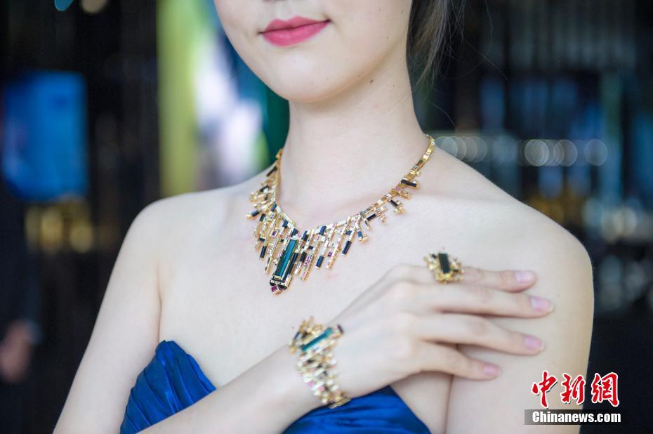 ???? ????? ????? ????? ?? ????? ?????