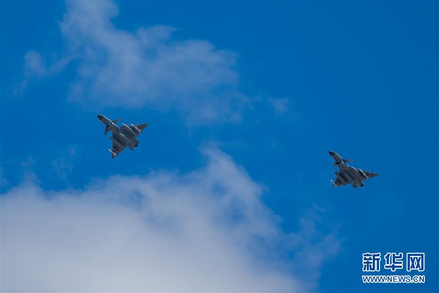 ?????: ?????? J-10B ??????? ?? ????????? ???????? ??????