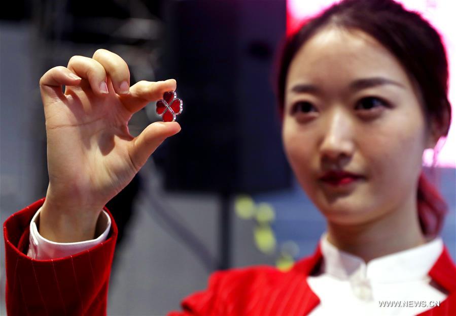 ???? ?? 5800 ????? ??????? ??????? ??????? ????? ????? ?????? ?????????