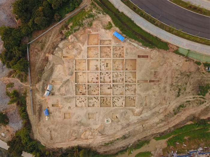 ?????? ??? ???? ?? 100 ???? ????? ???? ??????? ??? 4000 ??? ?????? ?????