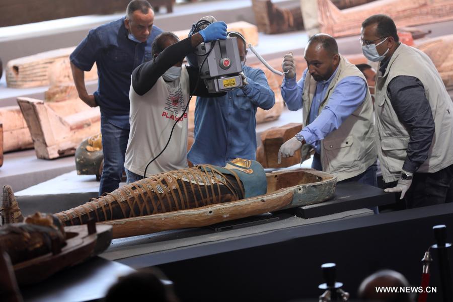 ????? ??????: 100 ????? ?????? ???????? ?? ??? ???? ??? ?? ???