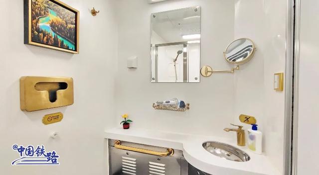 ???????? ????? ???? ?? 100 ???? ?????? ????????? ???? ????? ??????