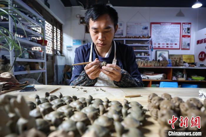 ?????? ??????? ???? ????? 300 ??? ?? ?????? ???? ?? ???????