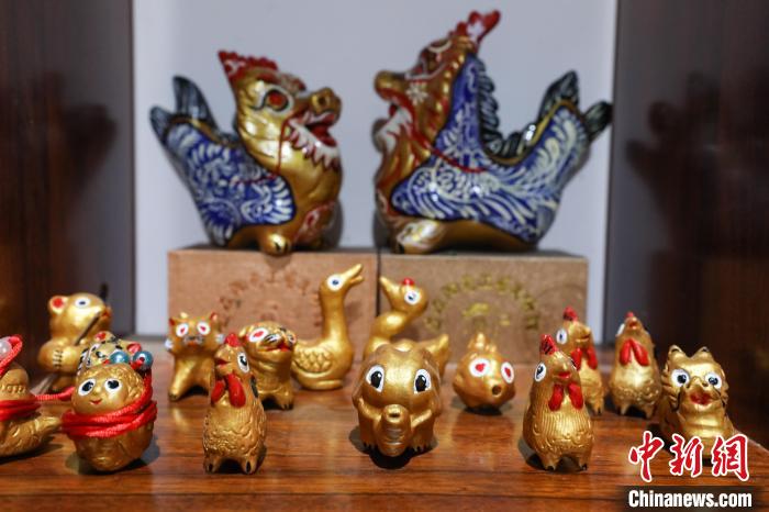 ?????? ??????? ???? ????? 300 ??? ?? ?????? ???? ?? ???????