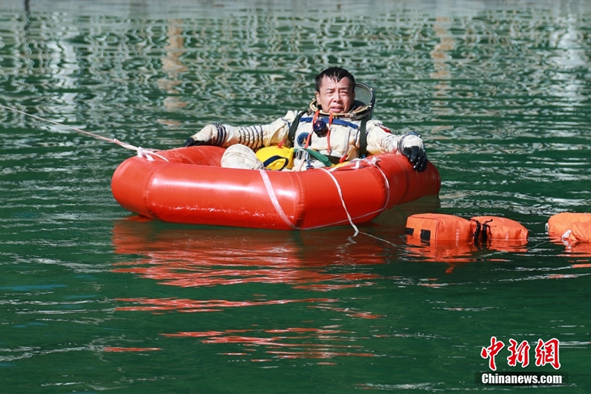 ??? ???? ????? ????? ???? ???? 