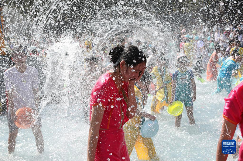 ?????? ????? ?? 300 ????? ???? ????? ?? ????? ???? ???? ??? ??????