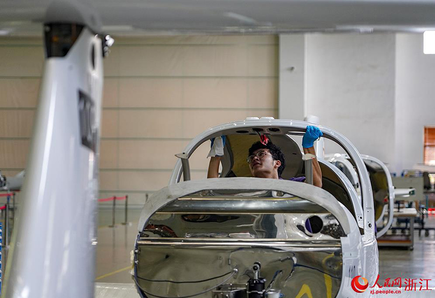 ??????? ???? ????? ????? ????? ???????? ??????? ?? ??????