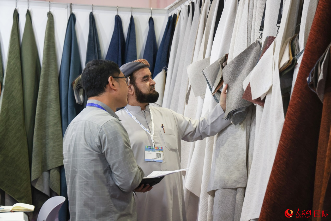 ??? 700 ???? ???? ?????? ?? ?????? ?????? ????????? ??????? ????????