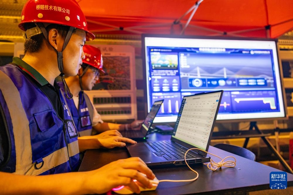 ??? ???????? ???? ?????? ????? ?? 4400 ??