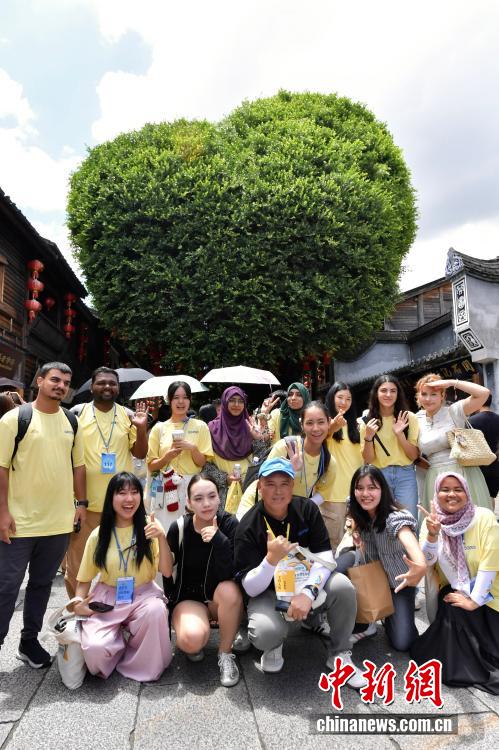 ????? ????? ??????? ????? ????? ??????? ???????